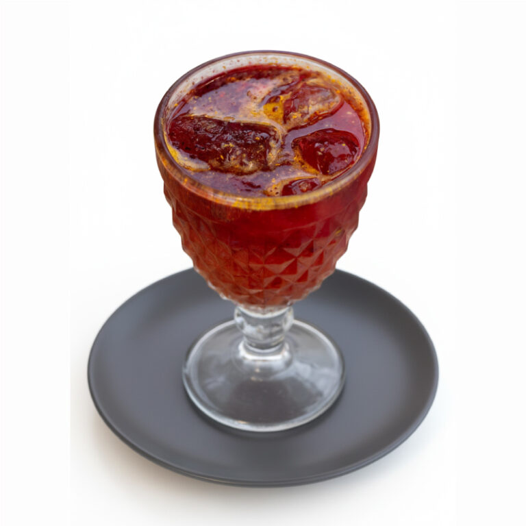 Jugo naranja y frutos rojos